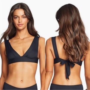 NWT Vitamin A Magnolia V-Neck Bikini Top Black Small